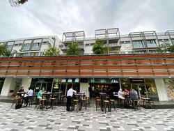 NEWest (D5), Retail #520617381